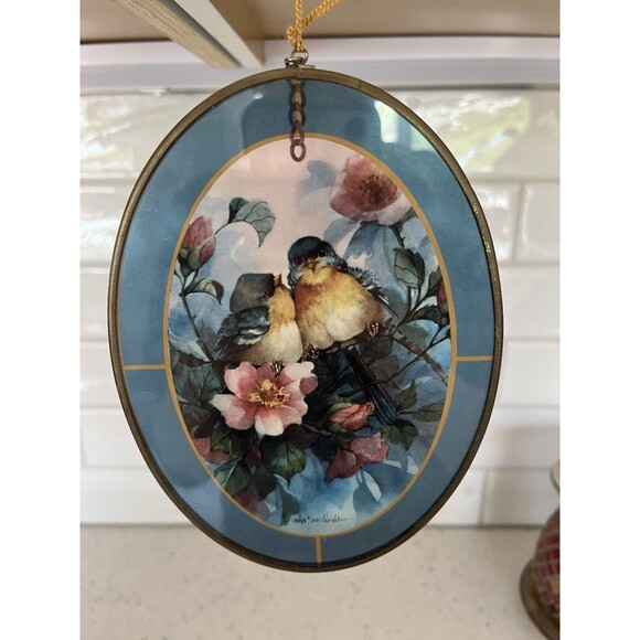 Vtg Via Vermont Bluebirds Glass Art Suncatcher Oval Metal Gold Tone Frame 1994 - Picture 4 of 5